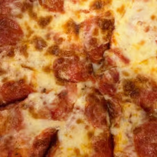 Classic 'Roni Pizza.